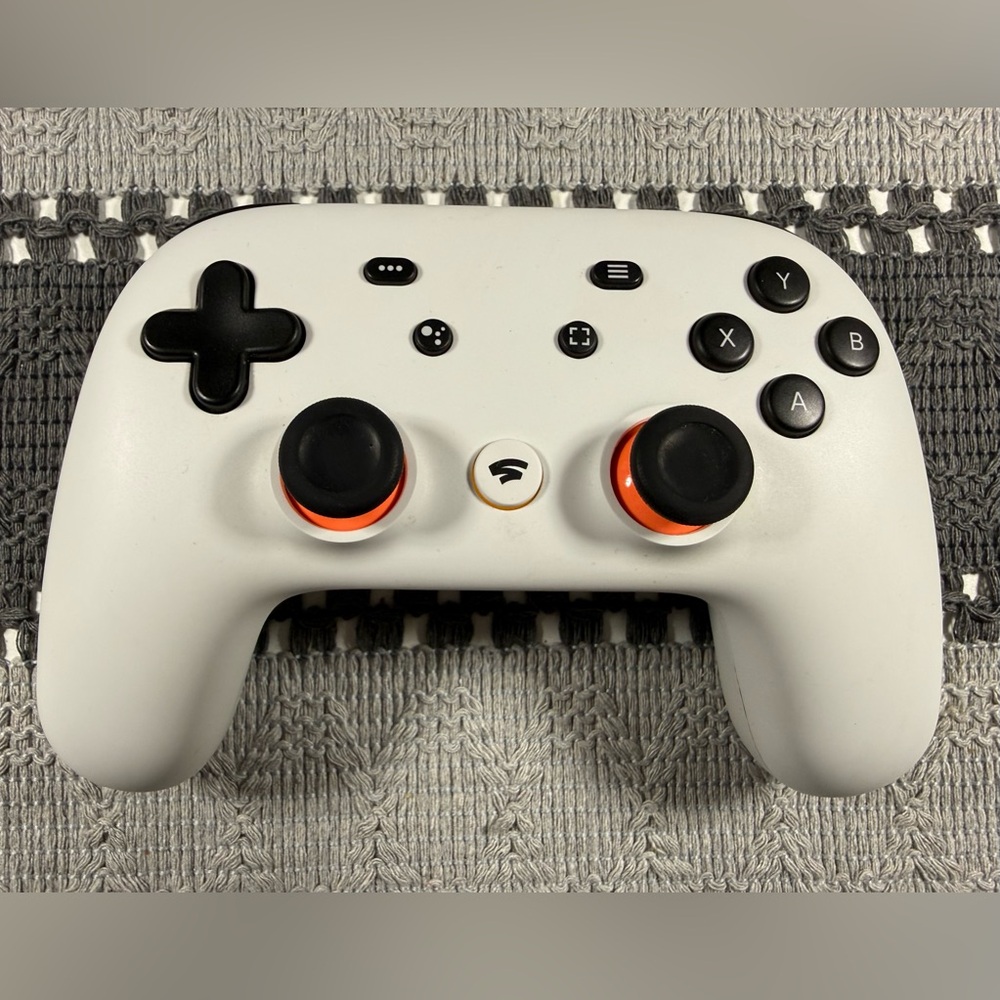 Google Stadia H2B Premiere Edition White Wireless Portable Gaming Controller